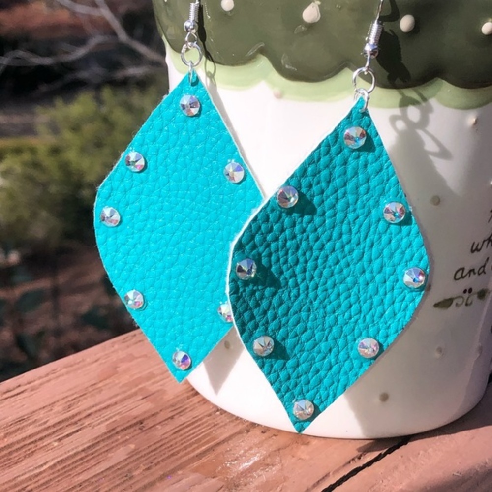 Faux Leather Earrings - Picture 5 of 5